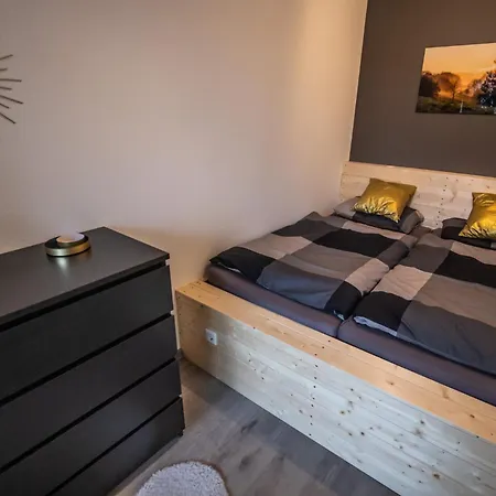 Moderne Snow & Bike 2-4 Personen Direkt Am Skilift Und In Der Naehe Des Bikeparks *