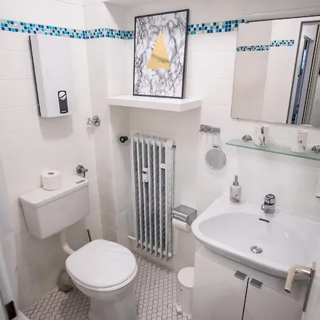 Moderne Snow & Bike 2-4 Personen Direkt Am Skilift Und In Der Naehe Des Bikeparks Apartment